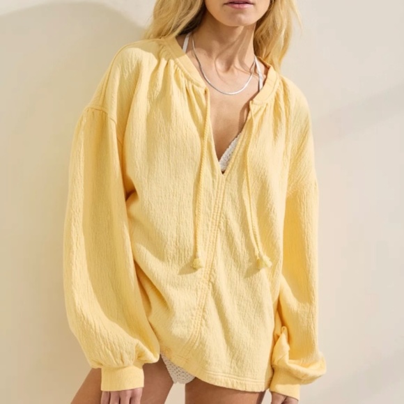Aerie Lightweight Yellow Sweatshirt - Picture 1 of 4